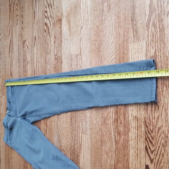 (8) H&M Grey Skinny Stretch Denim Jeans - Picture 10 of 11